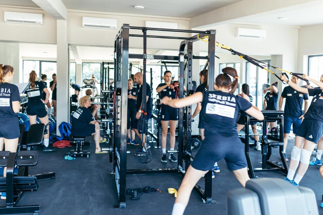 Hotel Ub Business & Wellness Ub ภายนอก รูปภาพ
