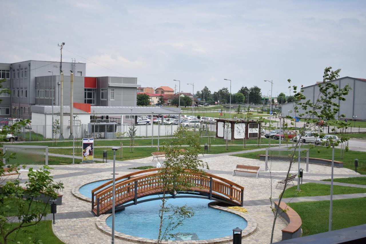 Hotel Ub Business & Wellness Ub ภายนอก รูปภาพ